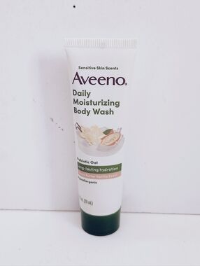 🍭7/$15 Aveeno Daily Moisturizing Body Wash Cocoa Butter Vanilla